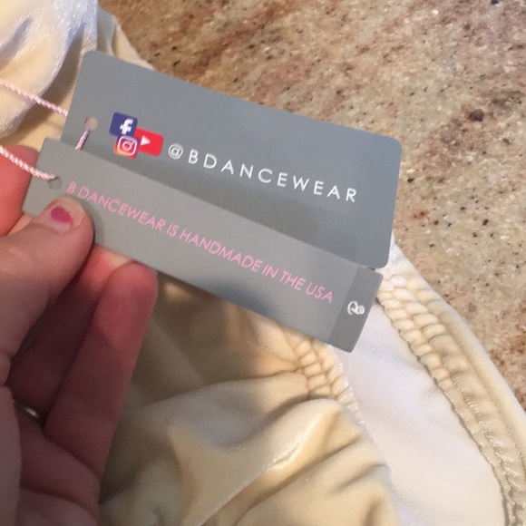 Tan Velvet Leotard - Picture 2 of 2